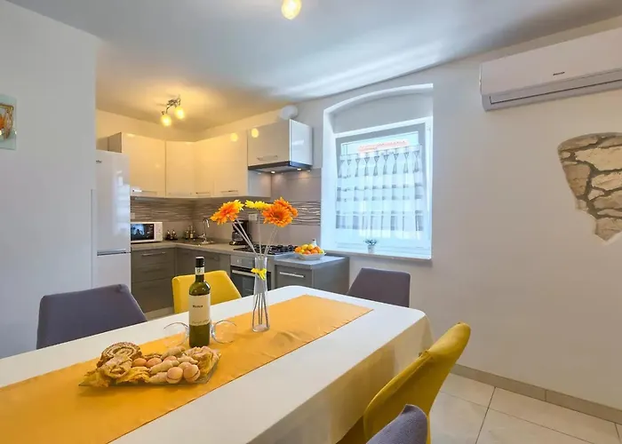 Apartman Viola ,2019