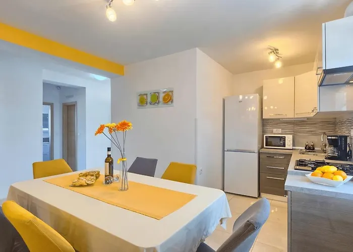 Viola ,2019 * Medulin