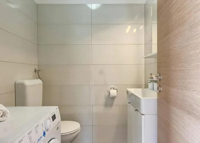 Viola ,2019 Apartman